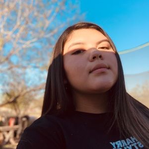 Meet your Posher, Tiffany